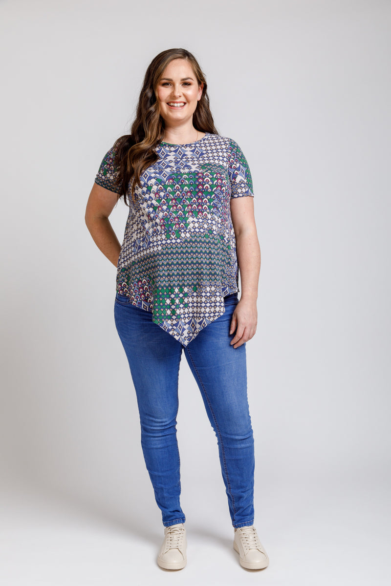 Crop top pattern alteration for Wrapped Maternity top - Megan Nielsen  Patterns Blog